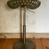 Mirima mower stool
