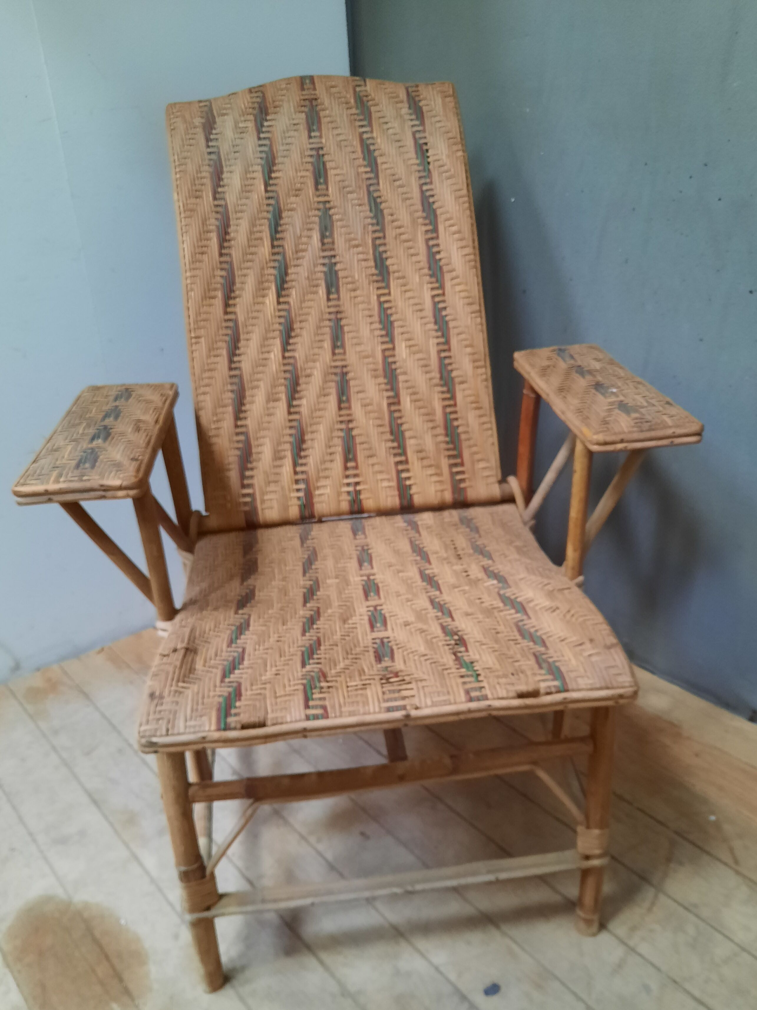 Chaise longue en osier d epoque 1900