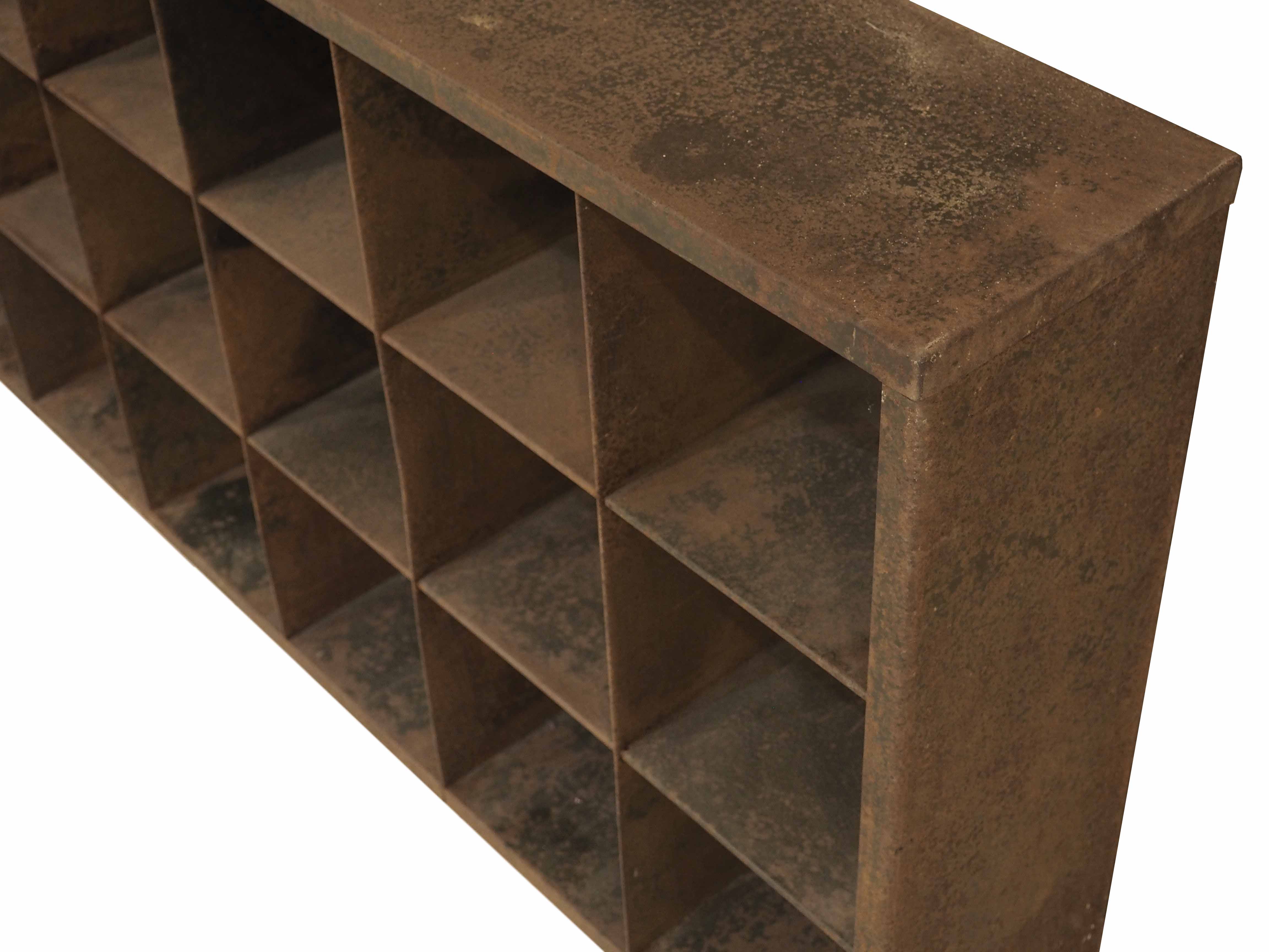 Postal sorting lockers