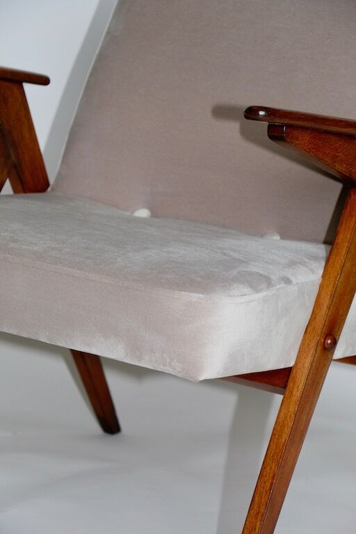 Armchair design by Jozef Chierowski