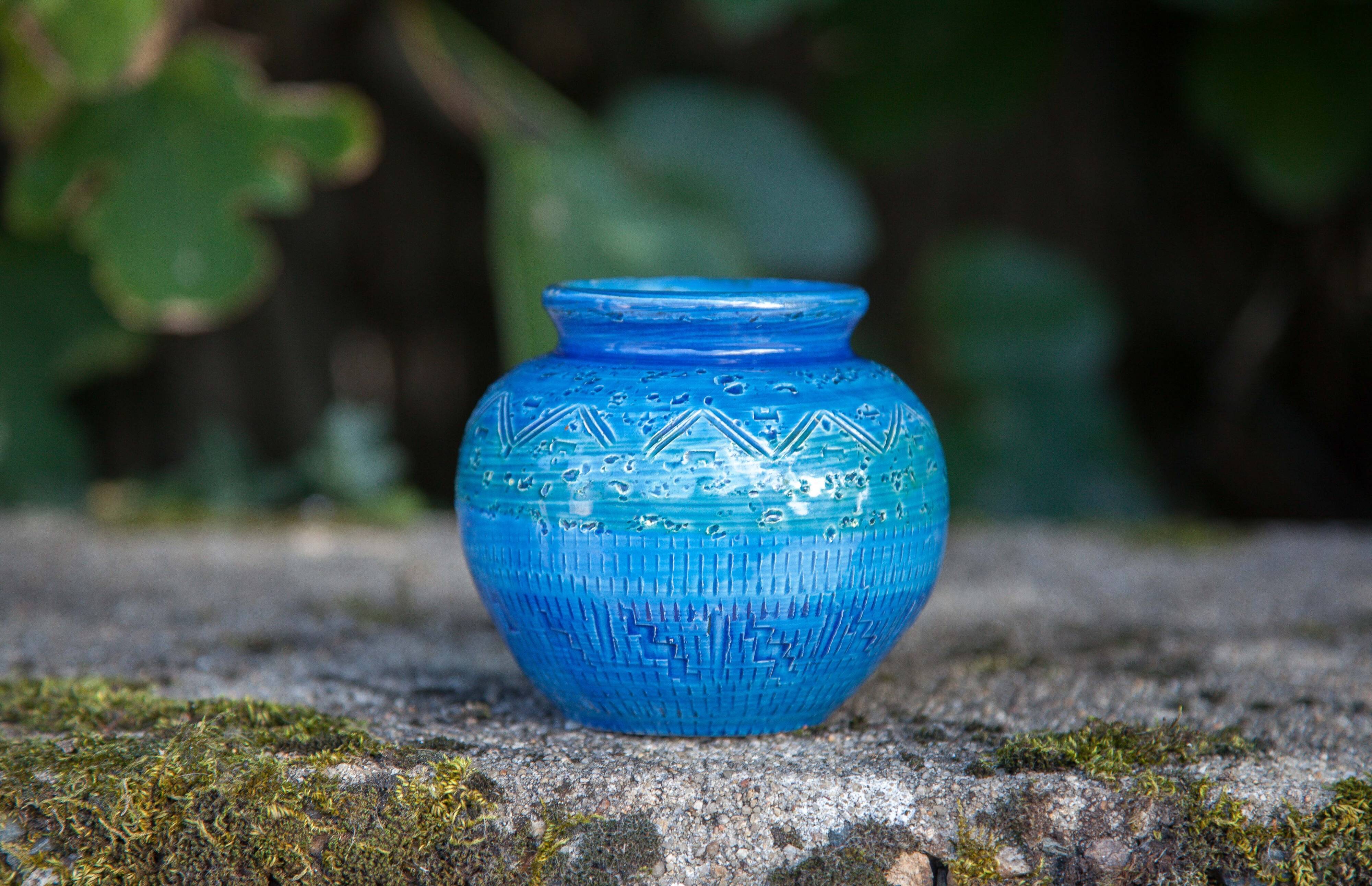 Aldo Londi ceramic for Bitossi, vintage vase, collection, Rimini blue vase, interior decoration