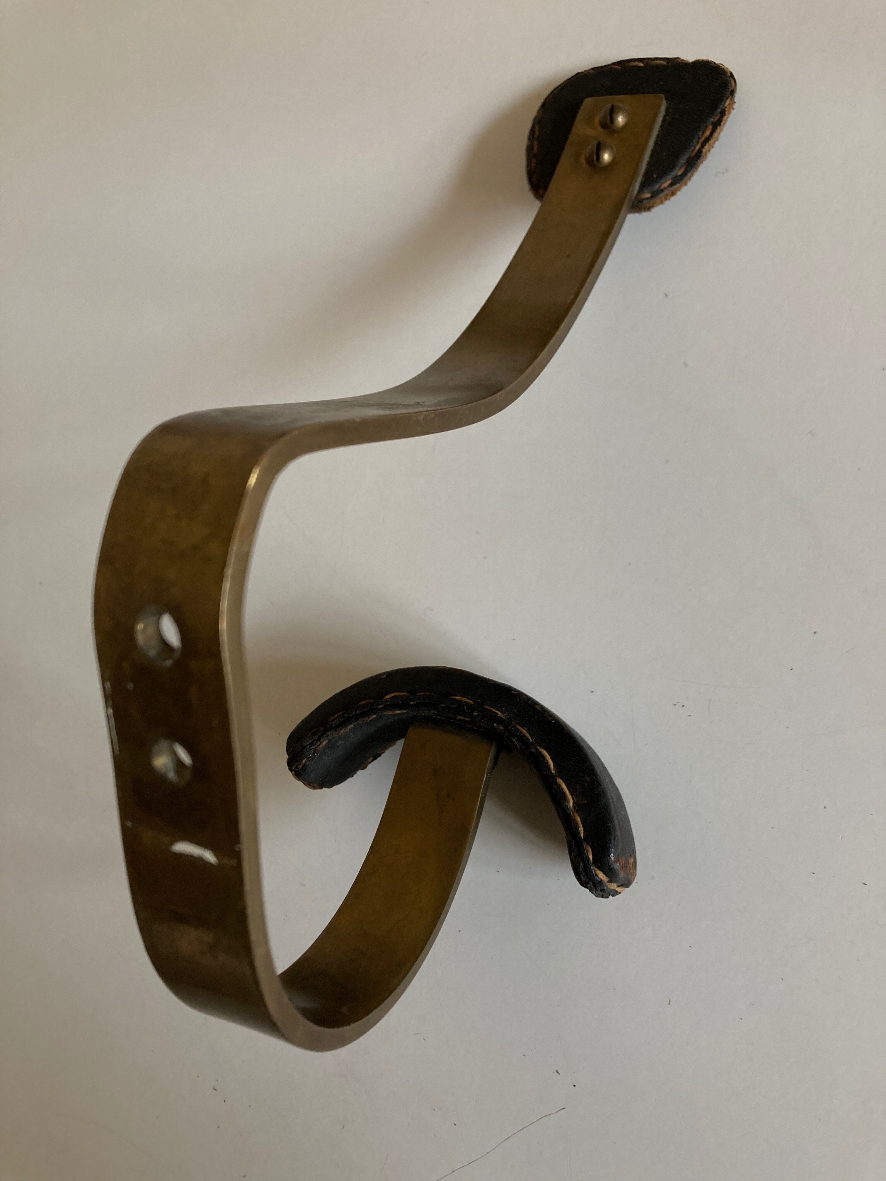 Adnet hook in bronze and leather 1950