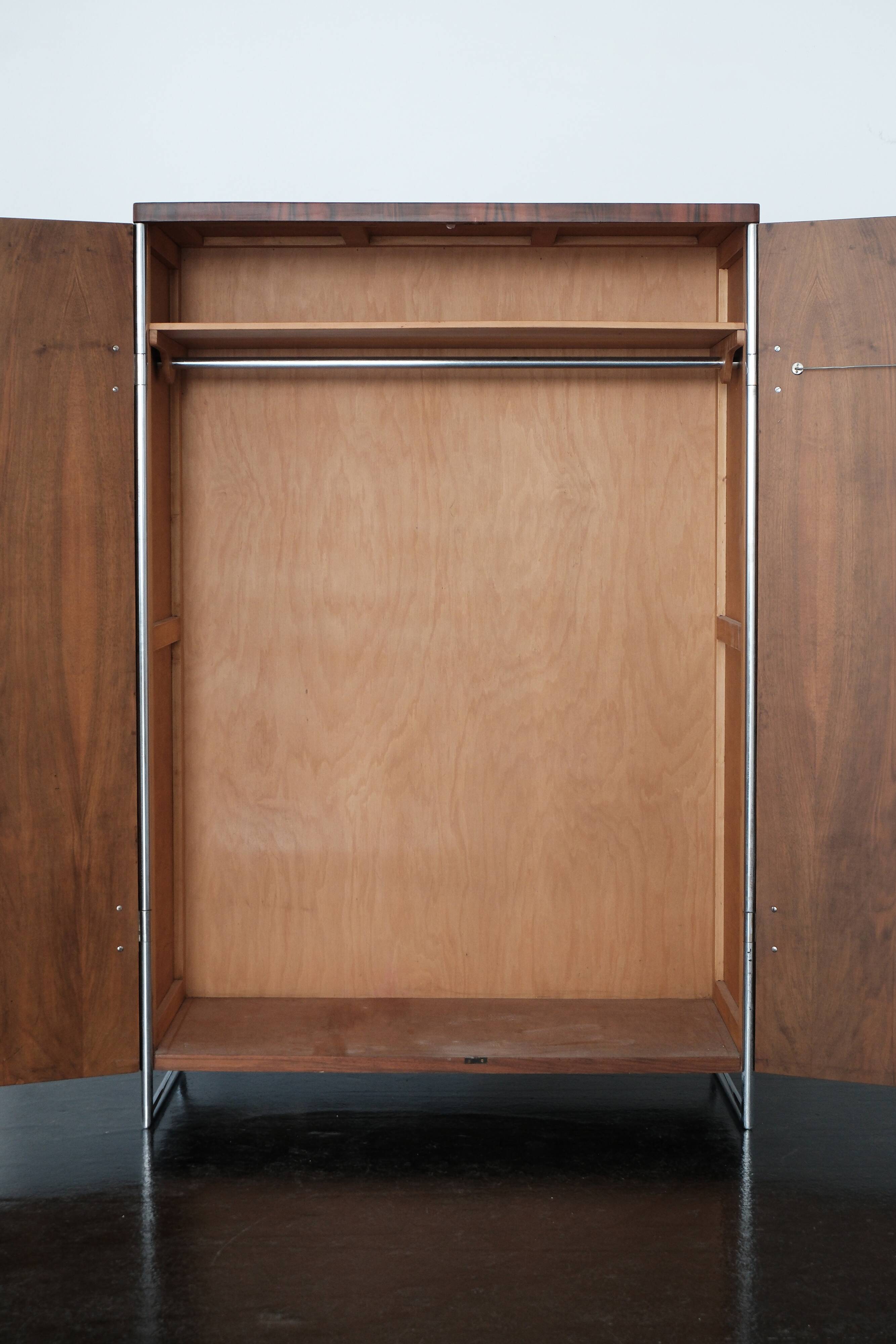 Armoire "KN 1" par Mücke Melder