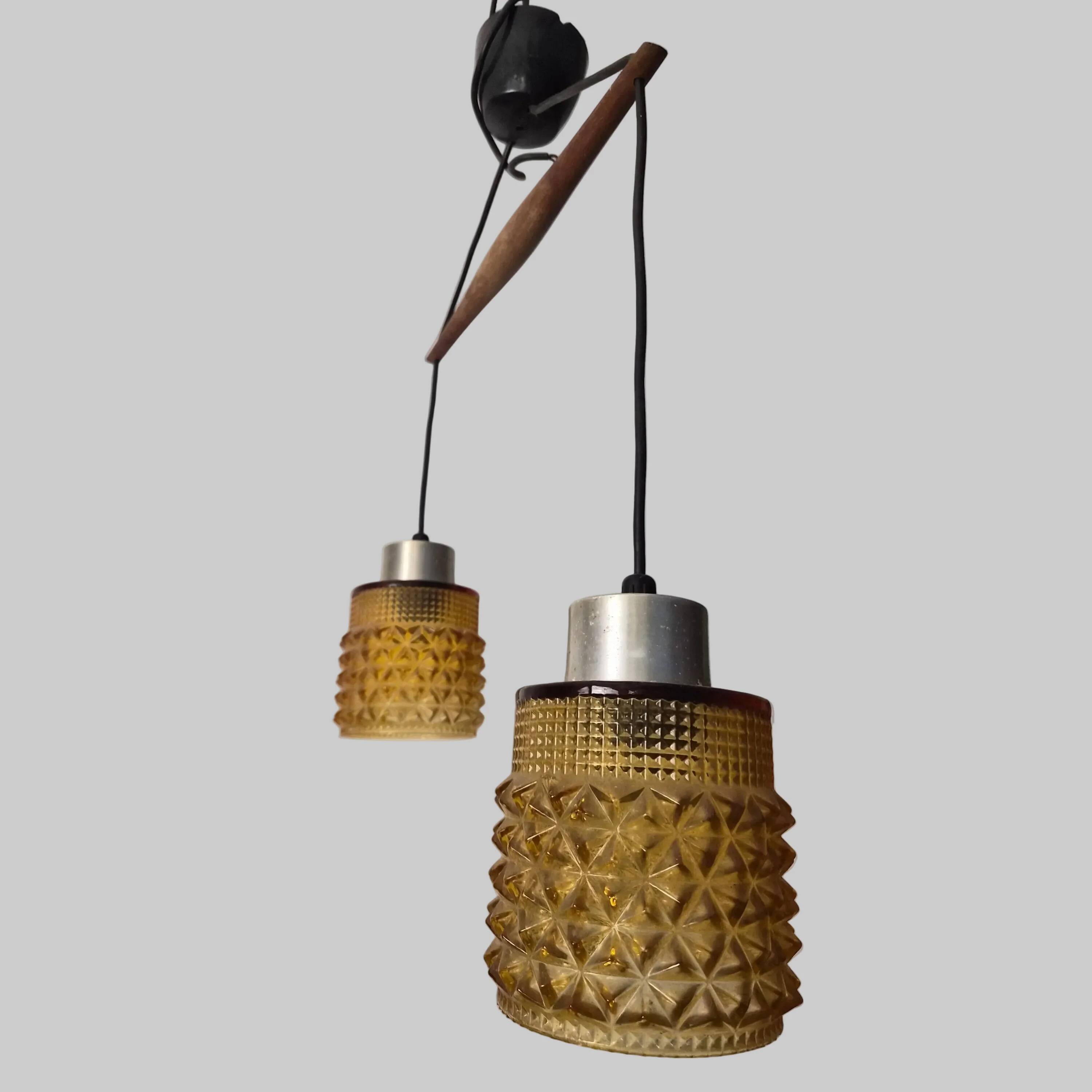 Double suspension en palissandre et verre, Danemark, 1960
