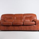 Mid-century leather sofa from the 1960s, Italy