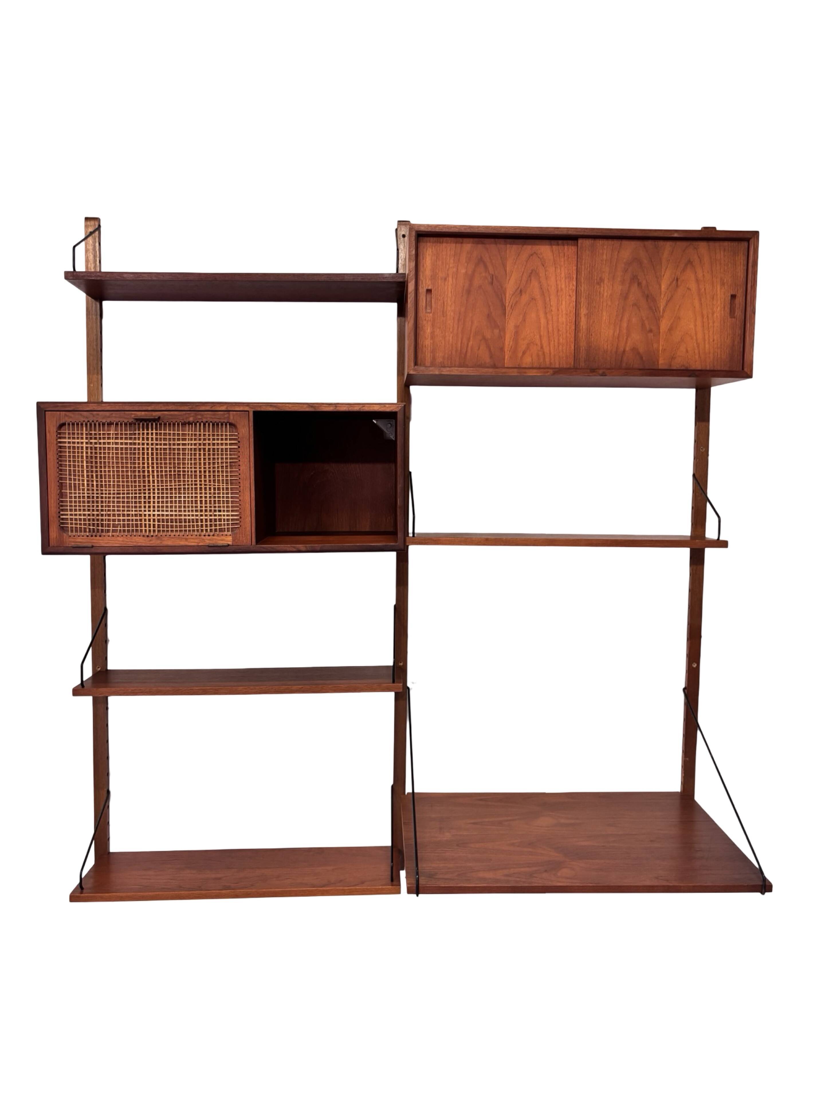 Vintage Poul Cadovius Royal System wall system wall unit