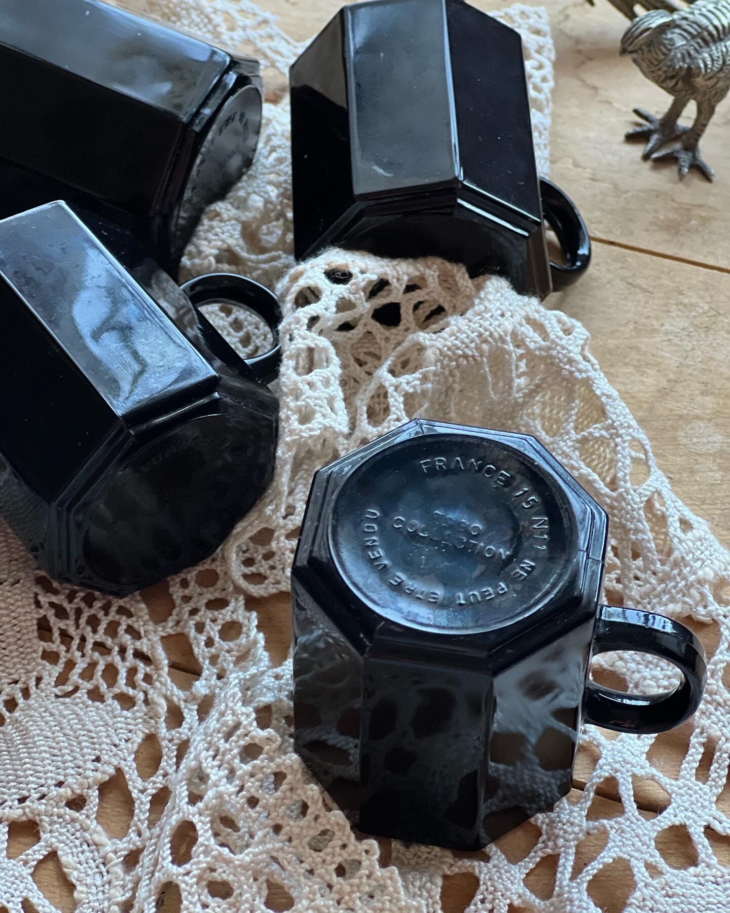 4 coffee cups Esso Arcoroc collection