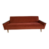 1960s three-seater daybed canapé