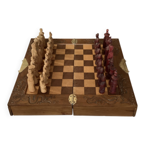 jeu échec en bois vers