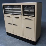 Meuble de métier en tôle peinte de dentiste 1950