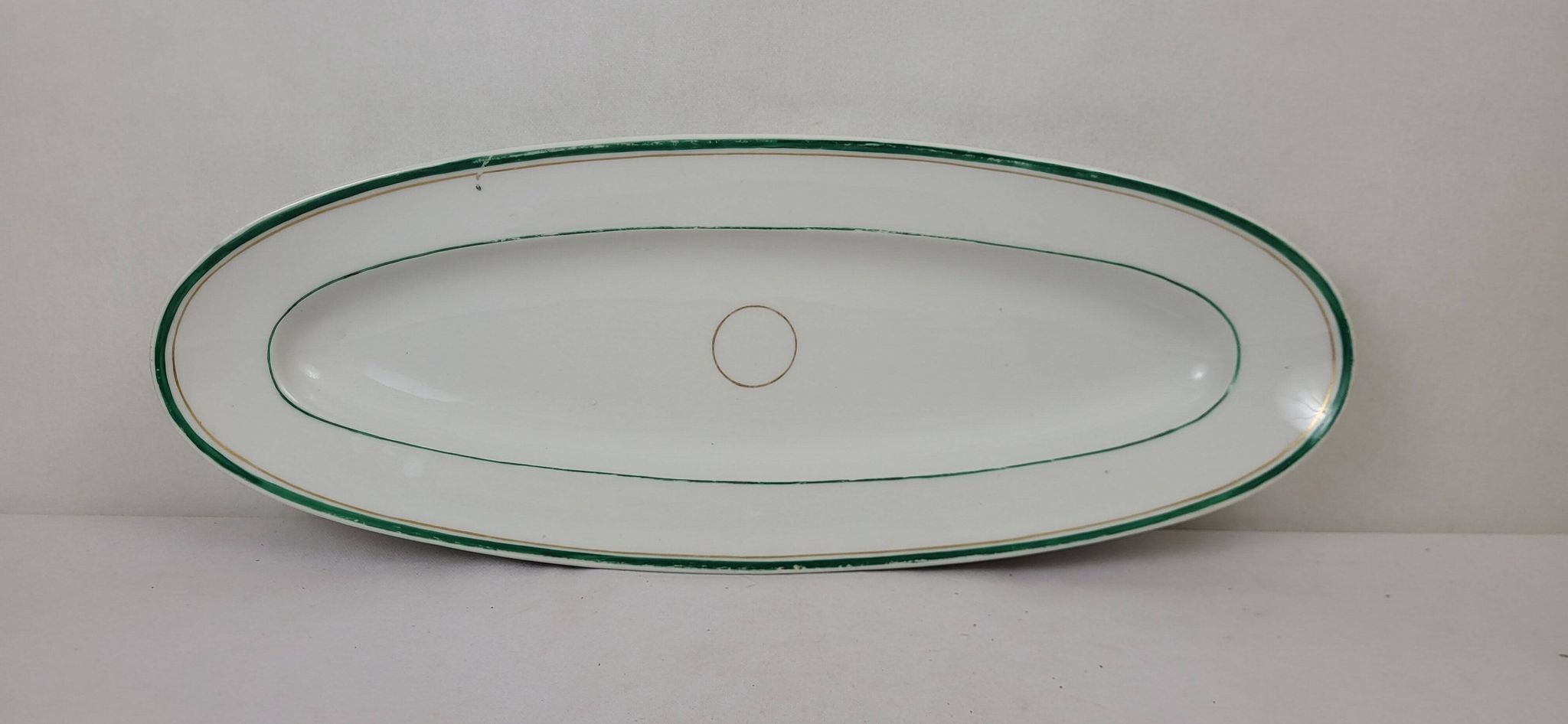 Plat à poisson en porcelaine