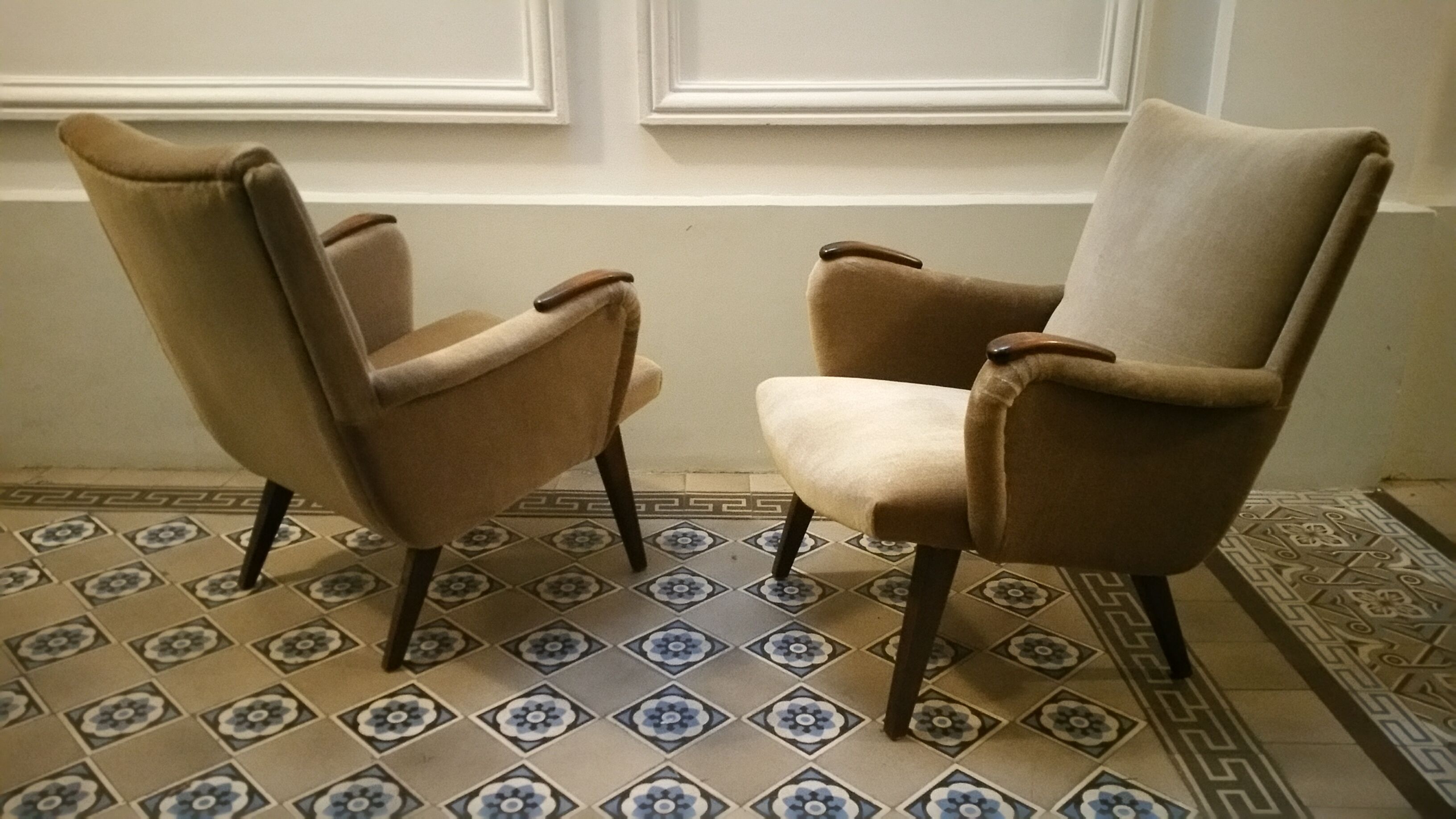 Pairs of armcchairs Danish 50/60s Arno Votteler knoll