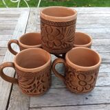 5 terracotta mugs