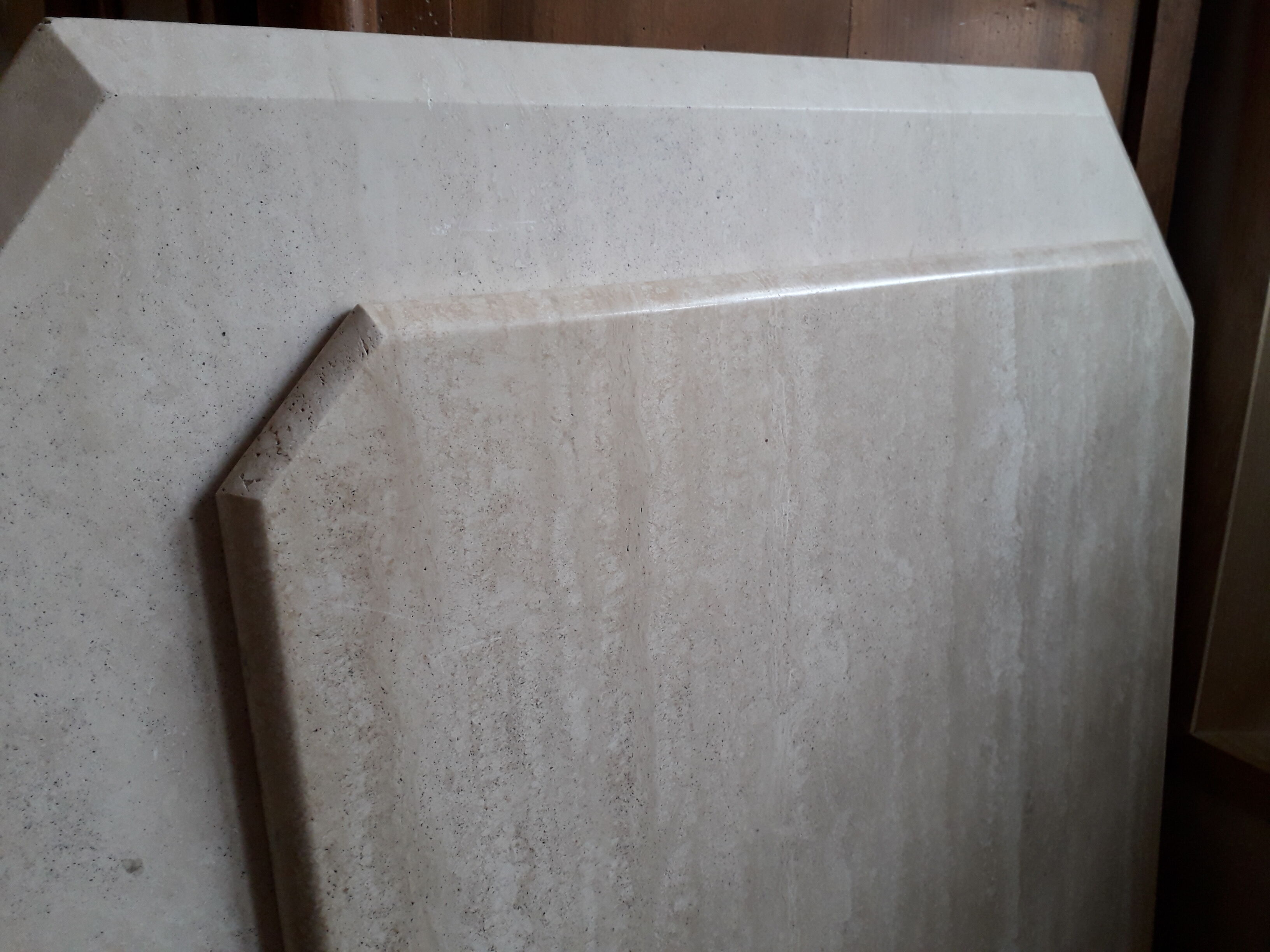 Coffee table in travertine