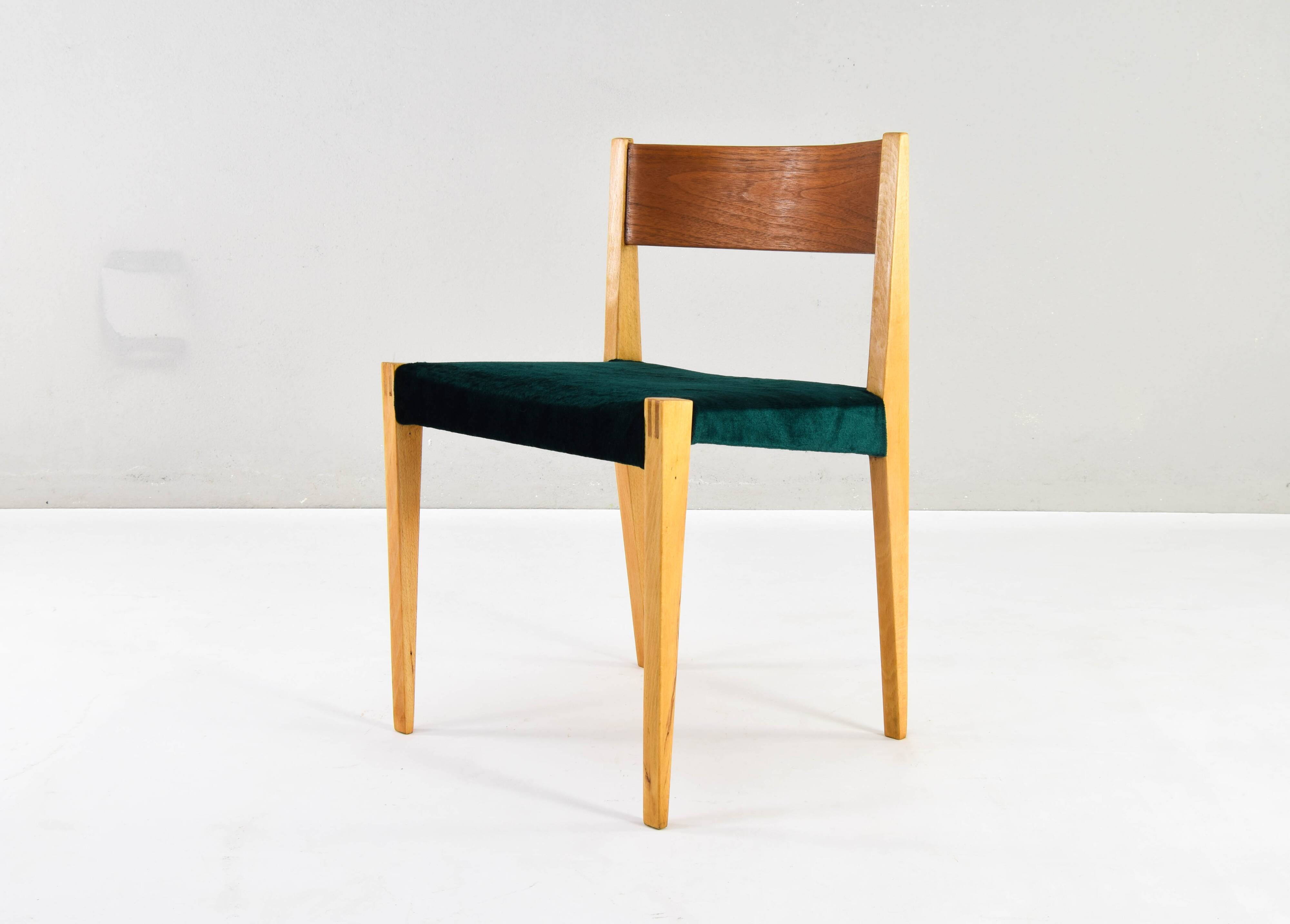 Set of Mid Century Scandinavian Modern in the manner of Cadovius Pia Chair 60s
