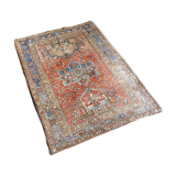 Tapis persan ancien tissé à la main Heriz, années 1920 - 140x97cm