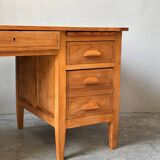 Bureau ancien en chêne massif brut, aérogommé et ciré