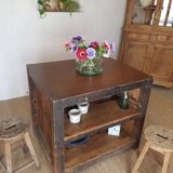 Central island old printer's marble