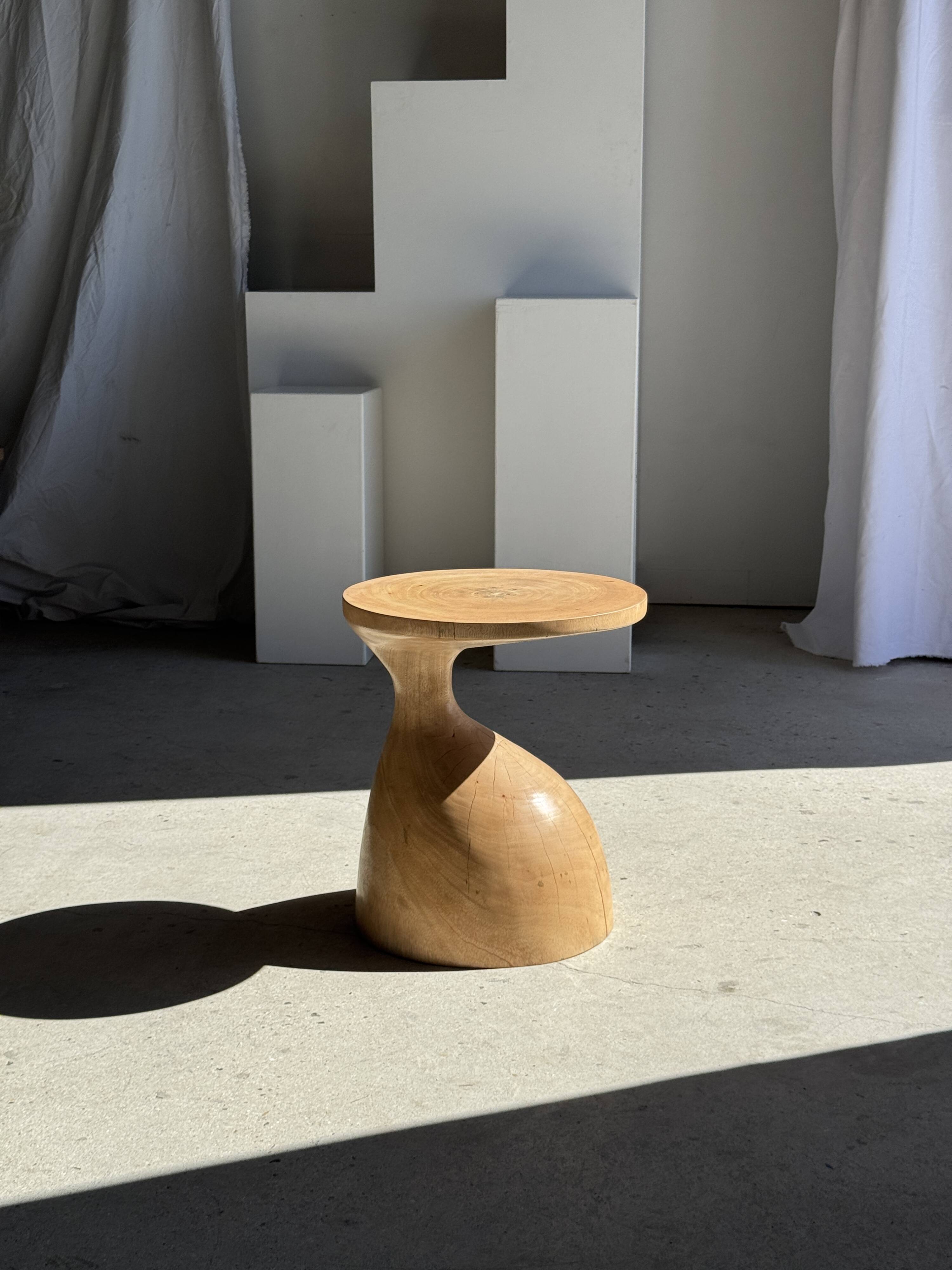 Sexy Neck - Solid wood (monoxyle) side table in natural colour H45