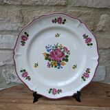 Round dish decorated with a bouquet of flowers Saint Amand Vieux Strasbourg