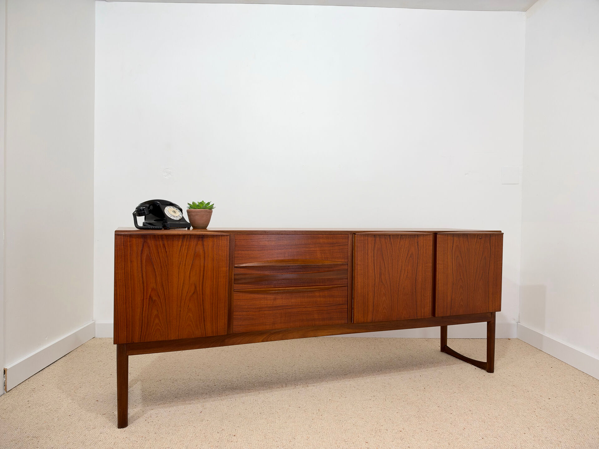 Vintage teak sideboard – A.H. McIntosh – 1960s/70s