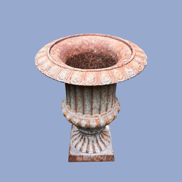 Ancien vase Médicis en fonte