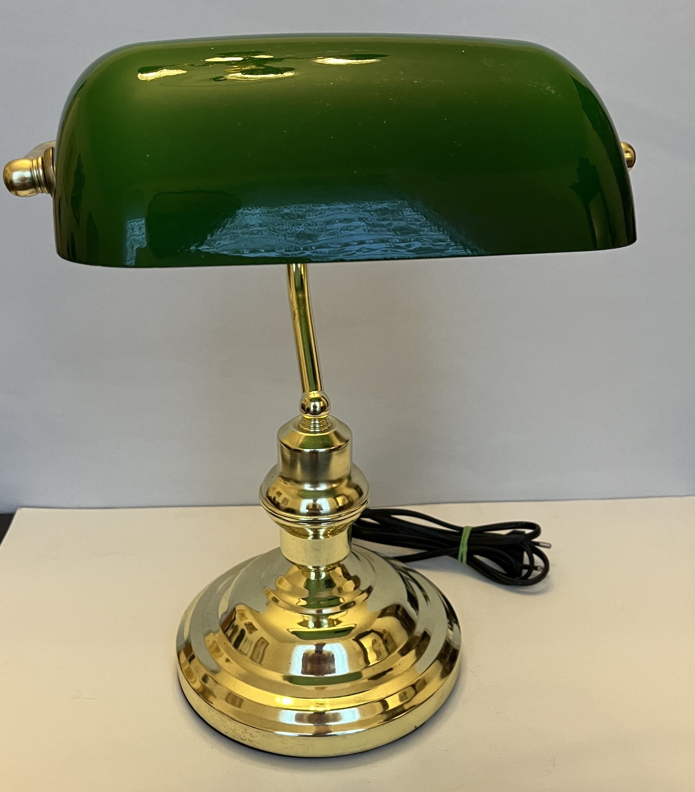 Banker's lamp