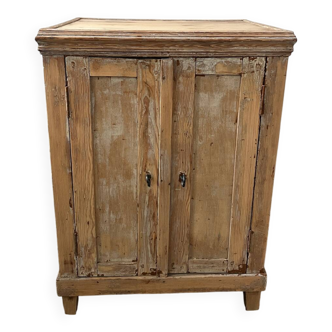 Parisian buffet style