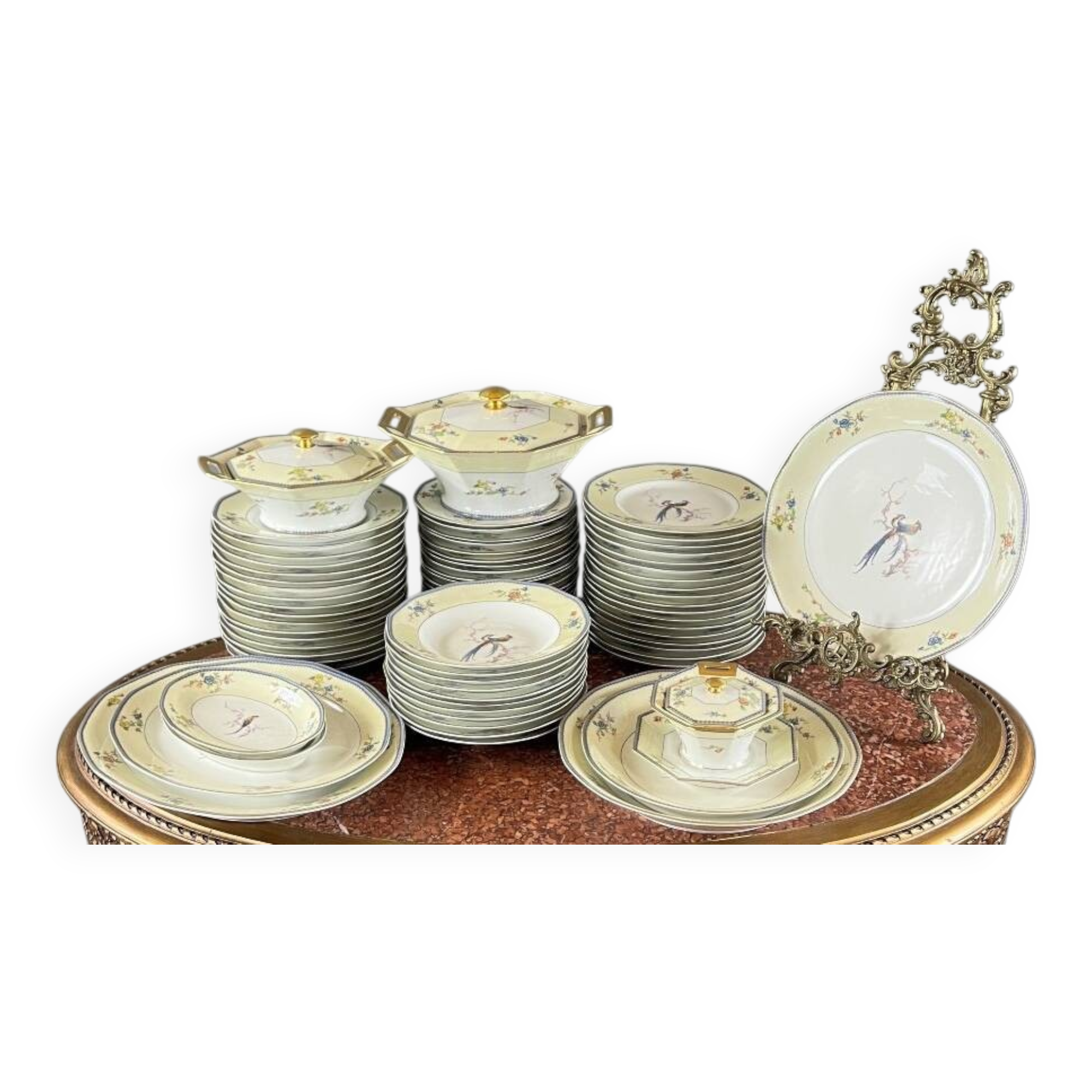 Limoges dinner service, Théodore Haviland, 73 pieces, 20th century
