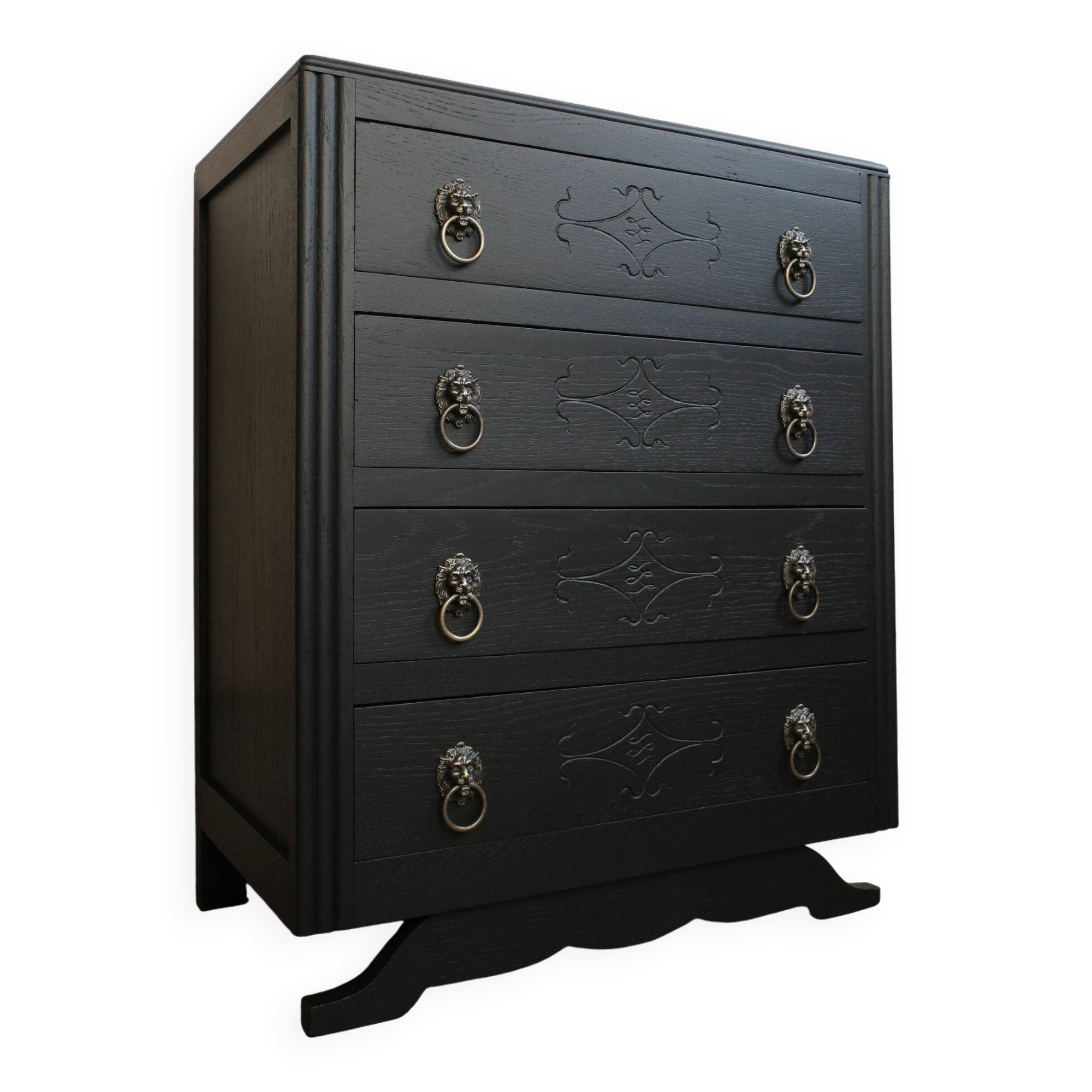 Vintage Art Deco chest of drawers