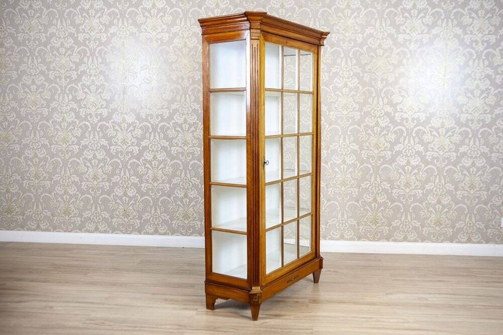 Mid-20th Century Single-Leaf Beech Display Cabinet, 1940s