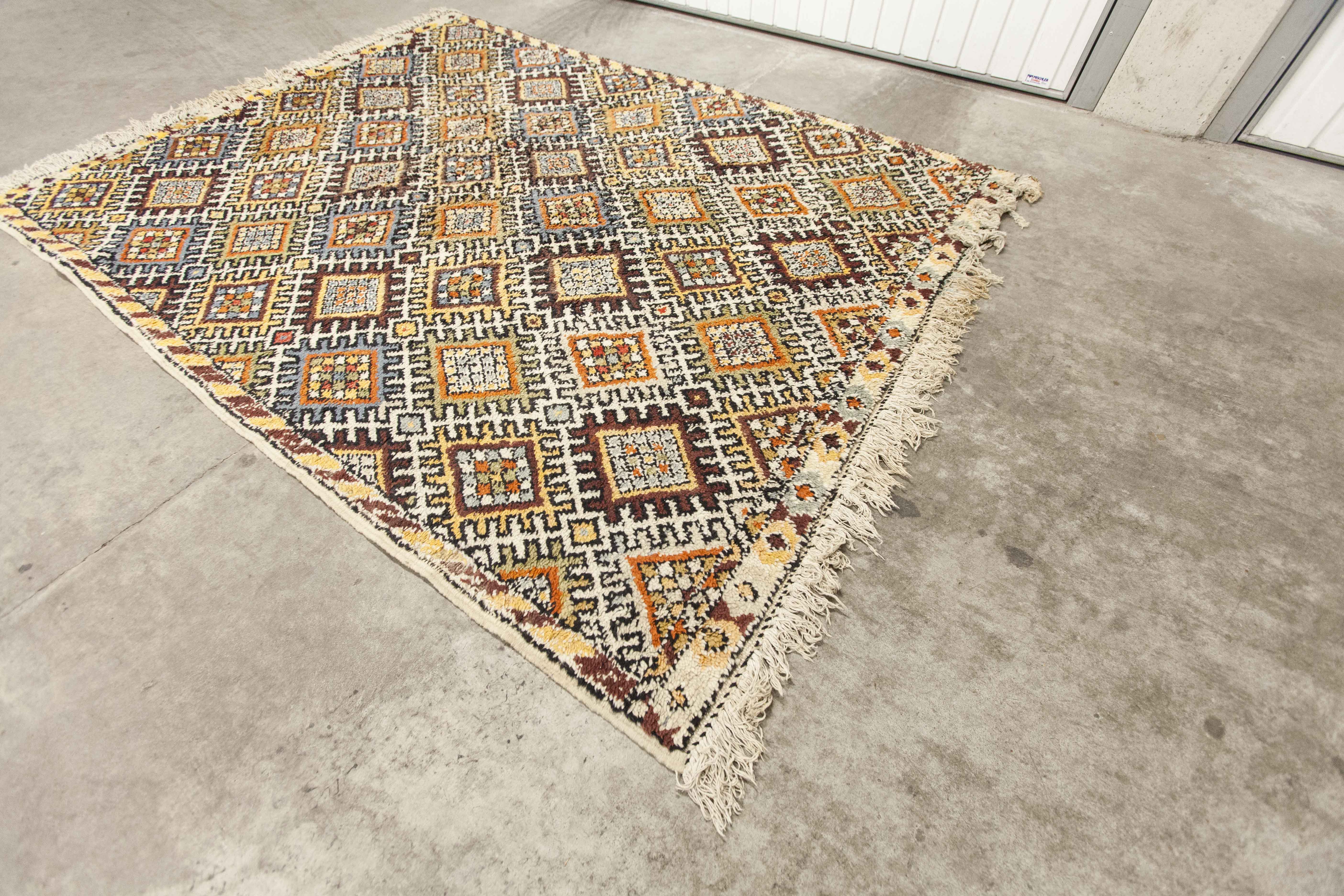 Berber carpet 243x176cm August 1960
