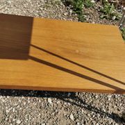 Serving table