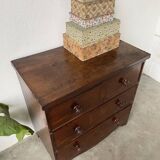 19th century English chest of drawers