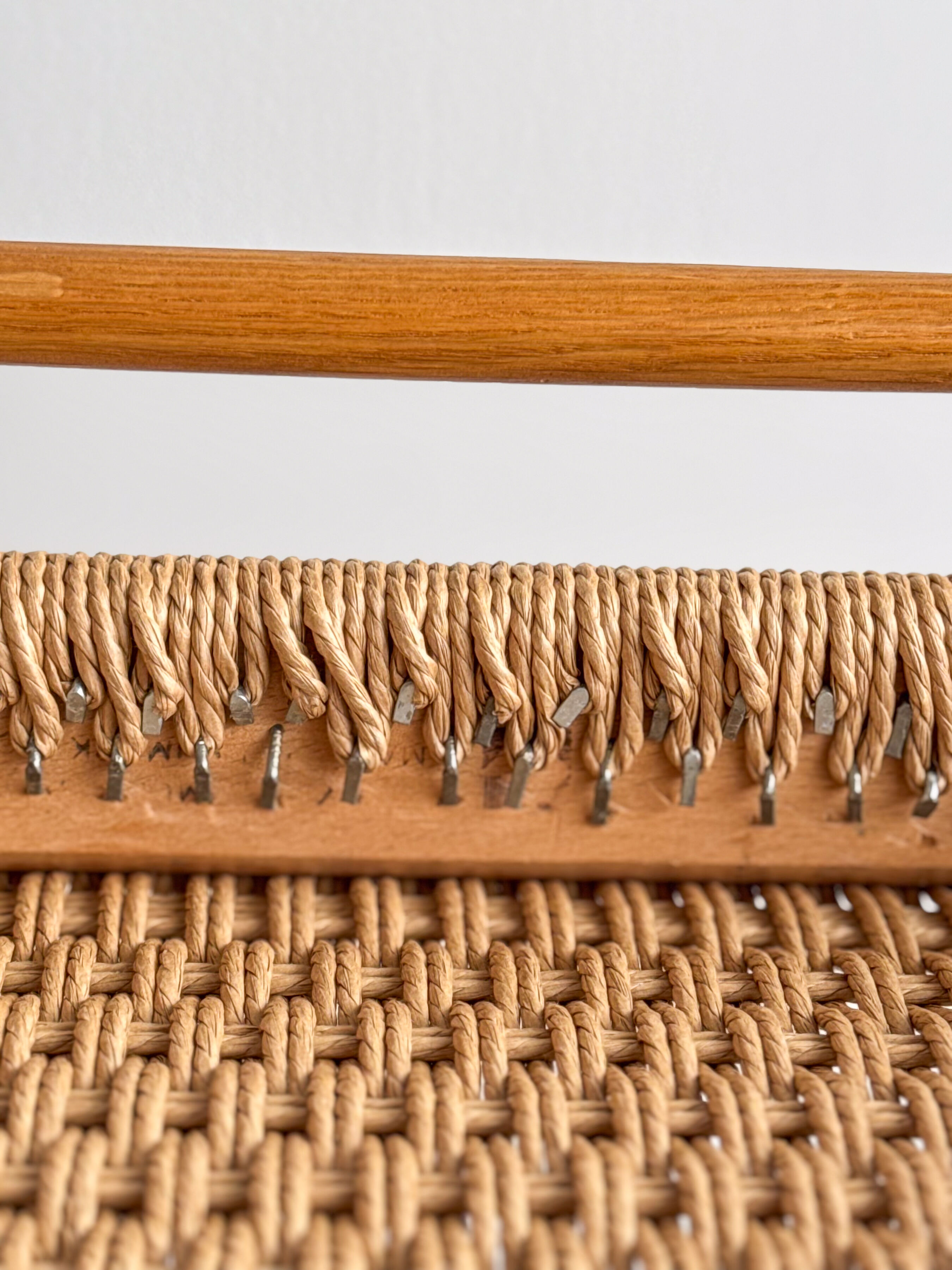 Paire de chaises de salle à manger modèle 75 par Niels O. Møller en chêne
