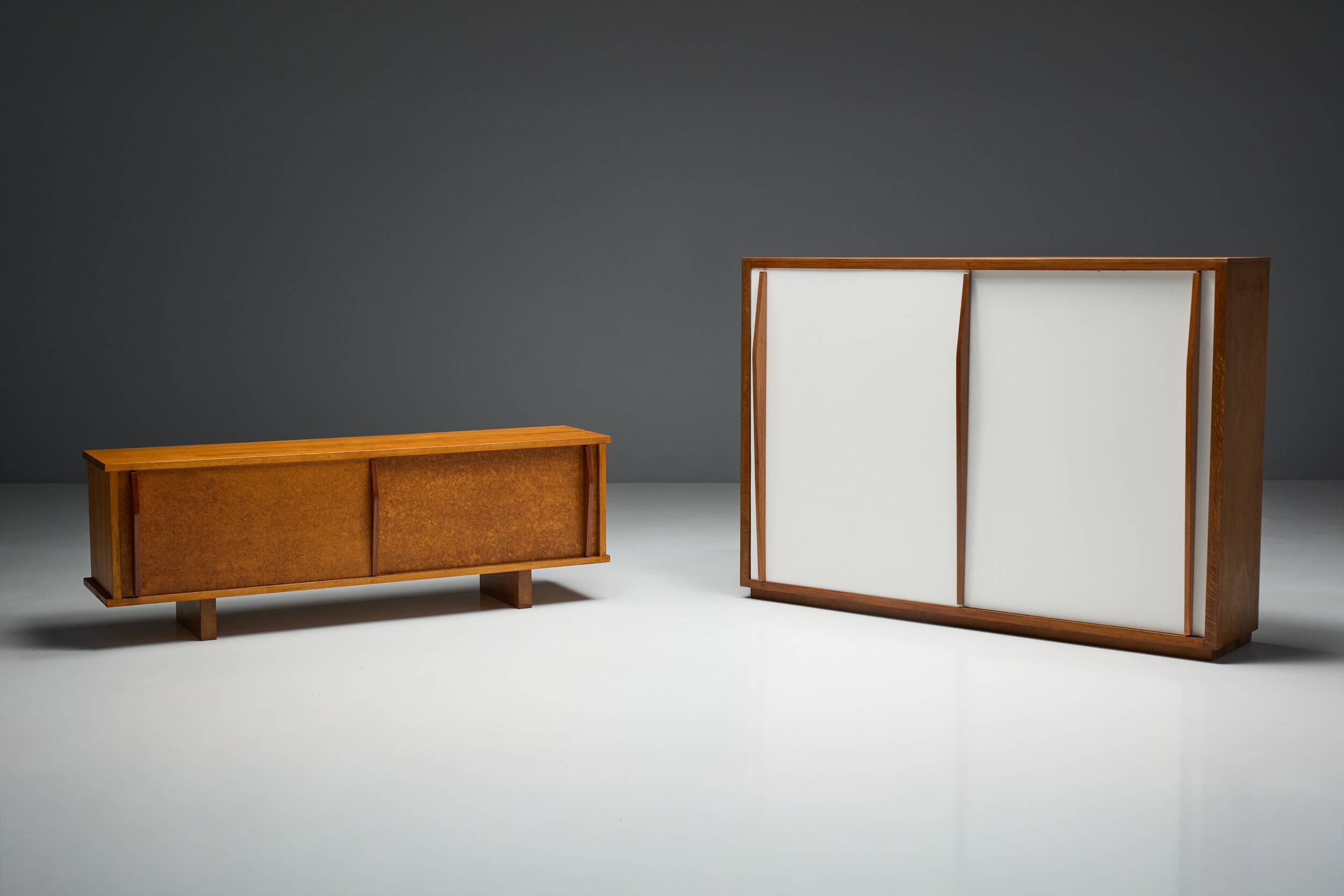 Élément de rangement par Charlotte Perriand & Atelier Jean Prouvé, France, années 1950.