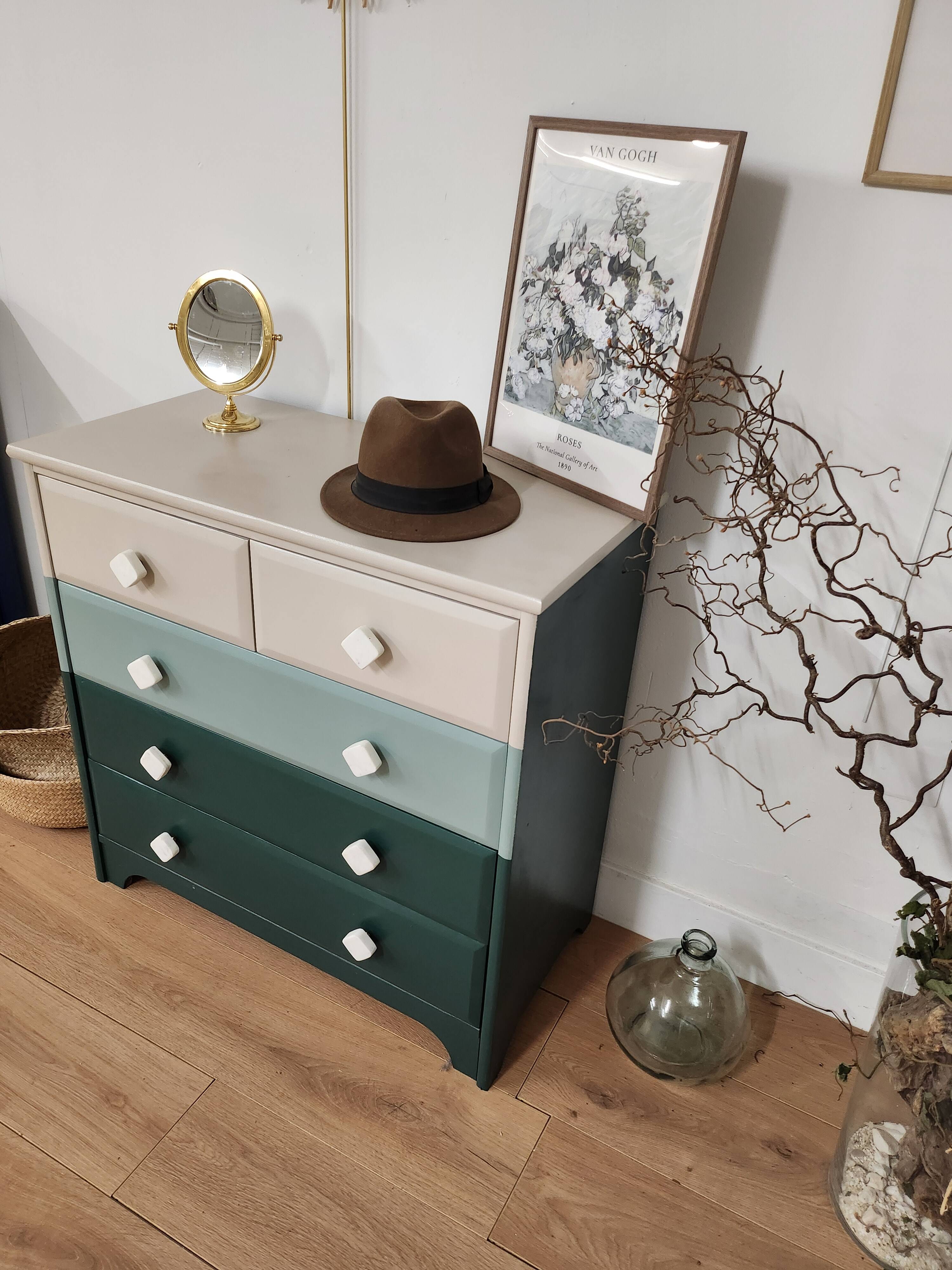 Spring commode 3 colours