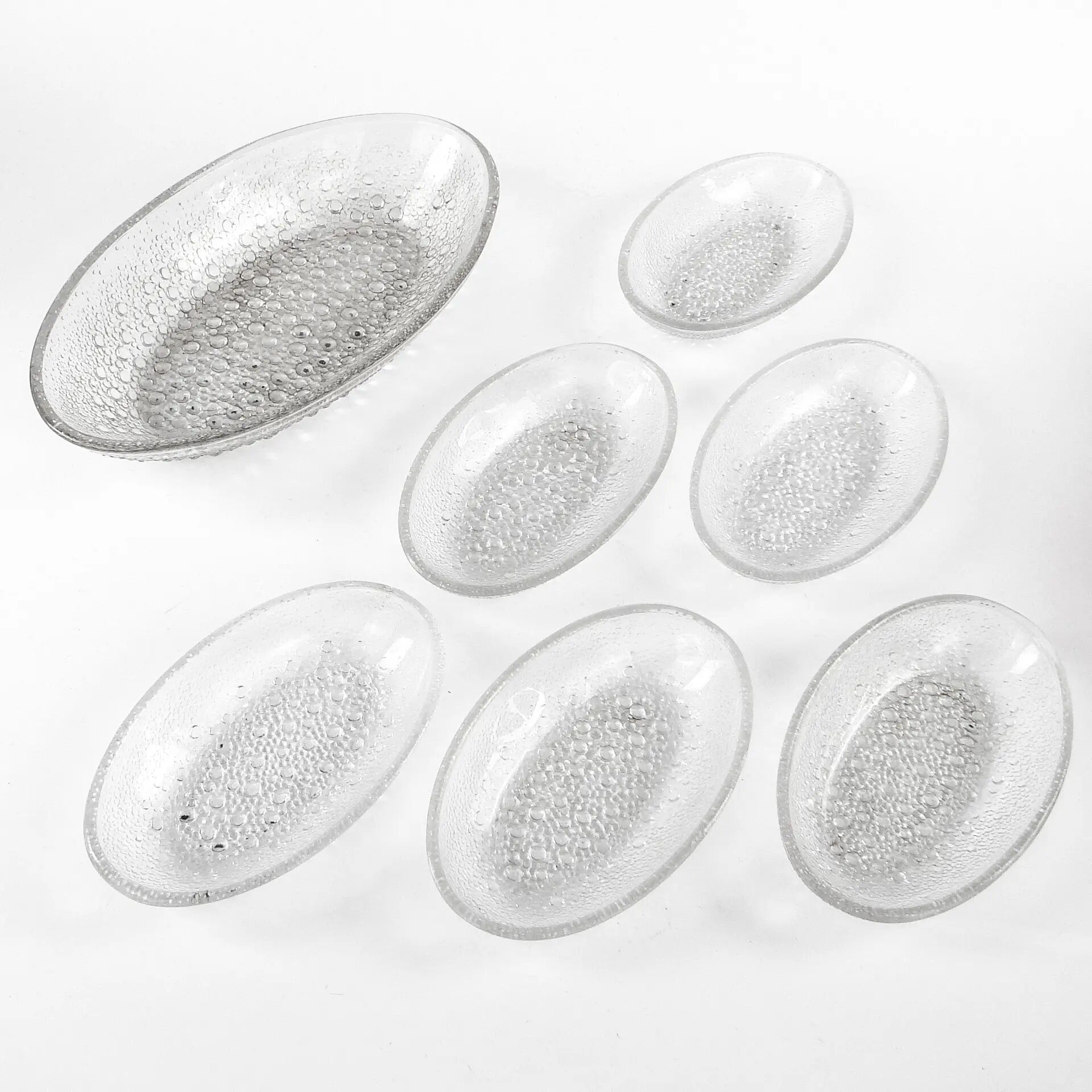 Set of dessert plates Krople Rosy, transparent glass, design by J. Drost, Ząbkowice, Poland, 1970s