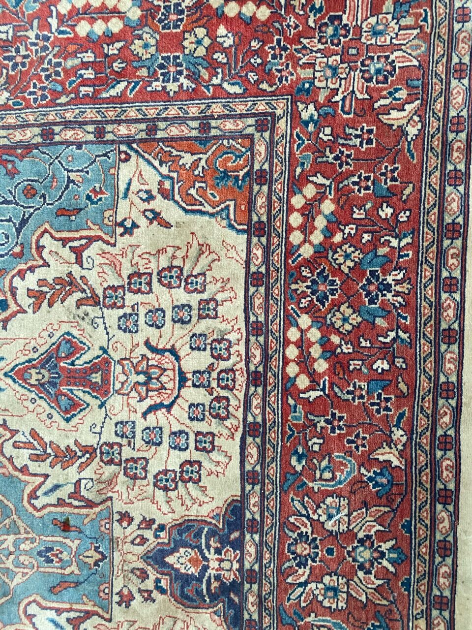 Sino Isfahan handmade carpet 134x208 cm