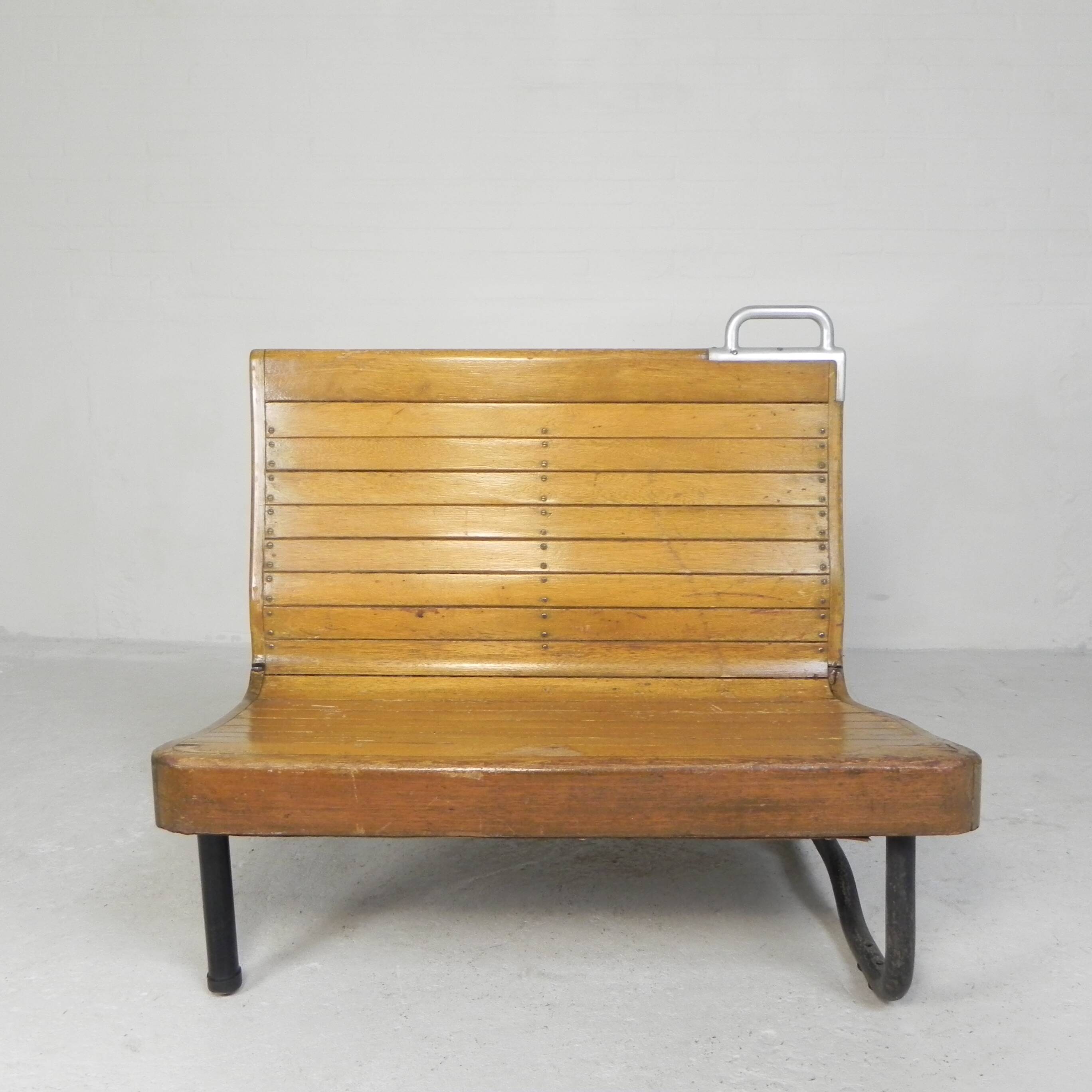 Banc de train en teck double face, années 1930