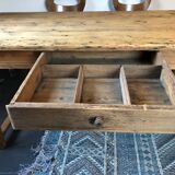 Farm table