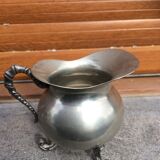 Tea service in Etain