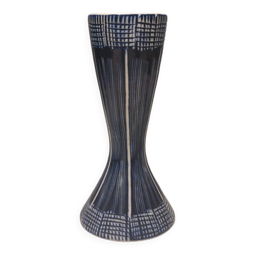 Danish vase from the 1950s. Designed by Aksel Sigvald Nielsen (aksini) signed at the bottom