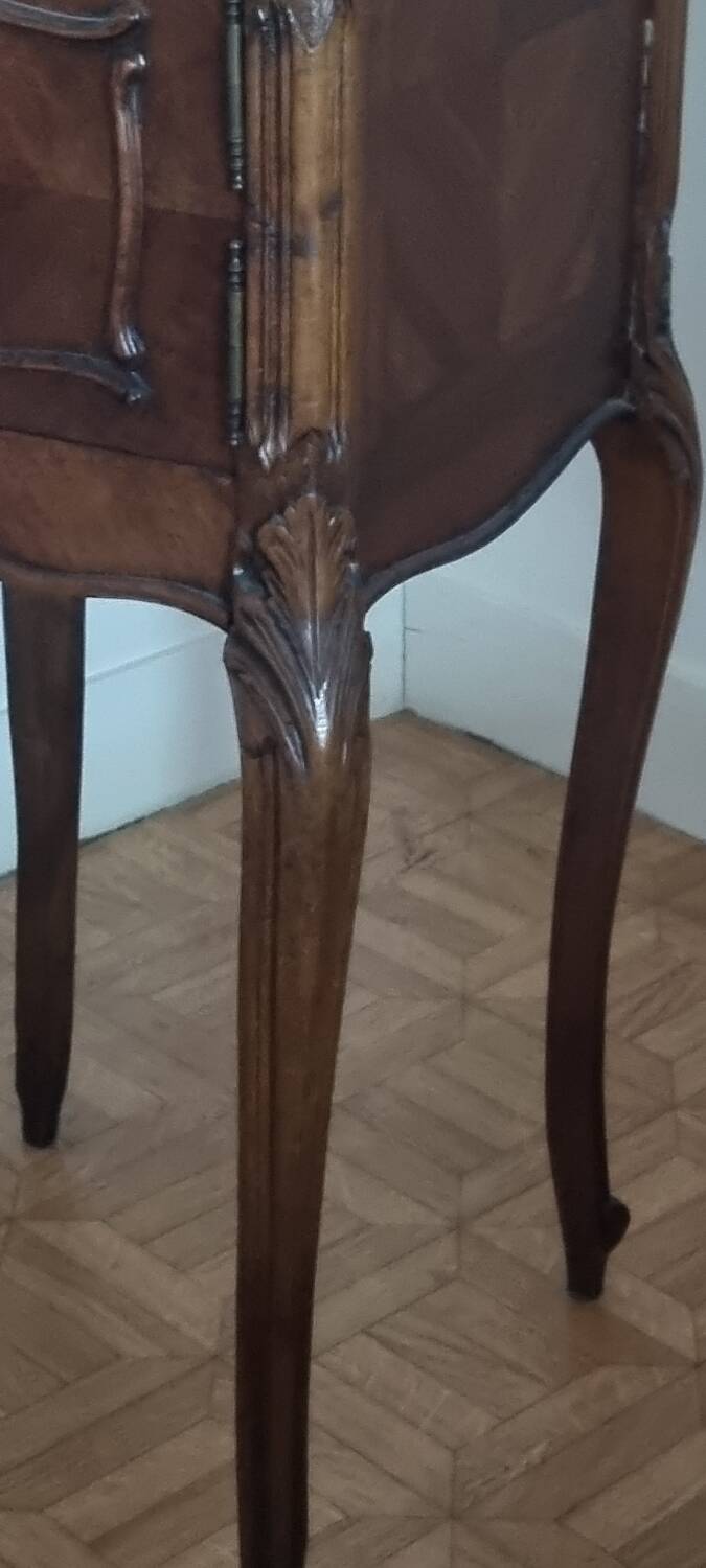 1  table de Chevet vintage