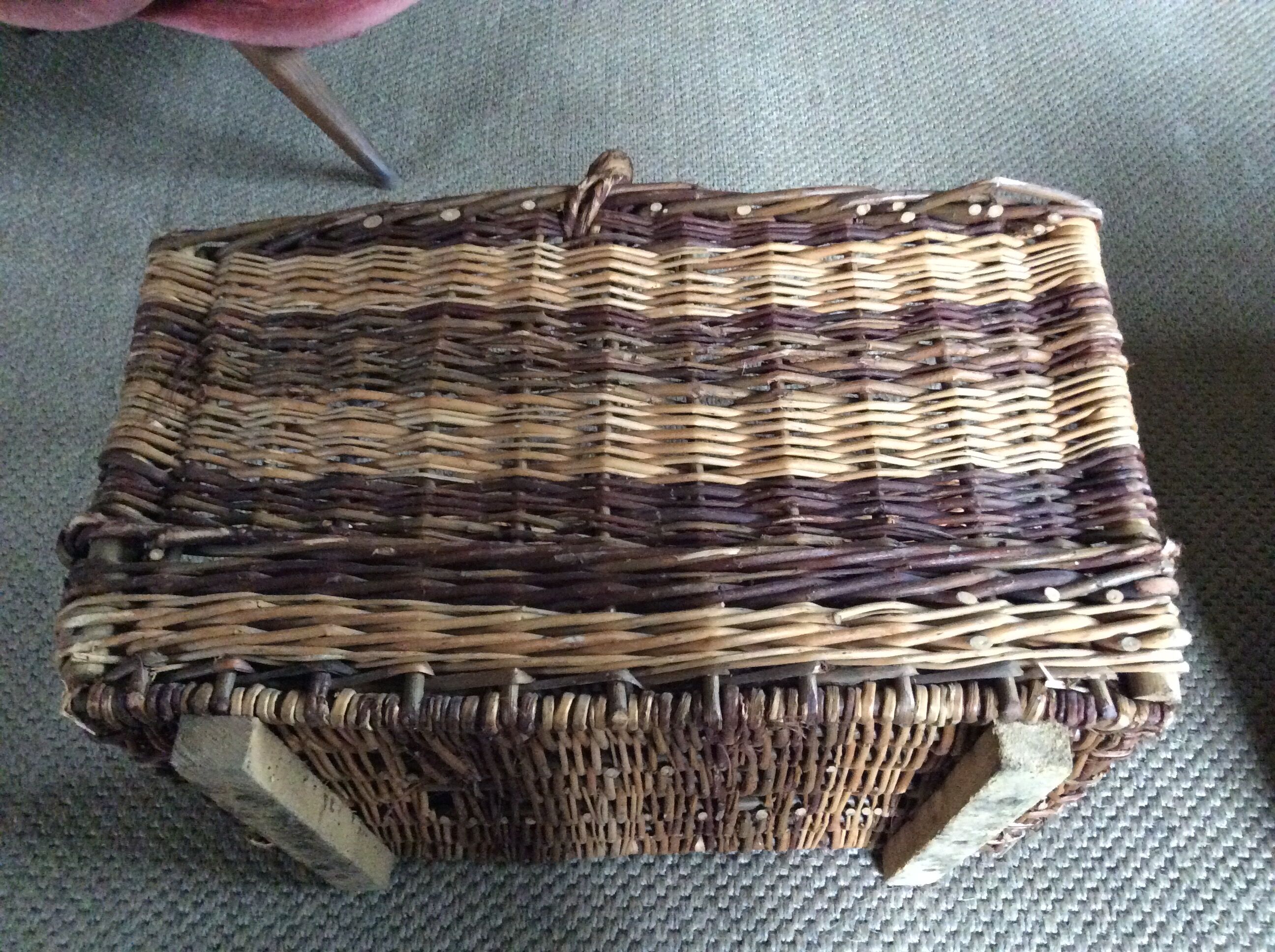 Wood basket