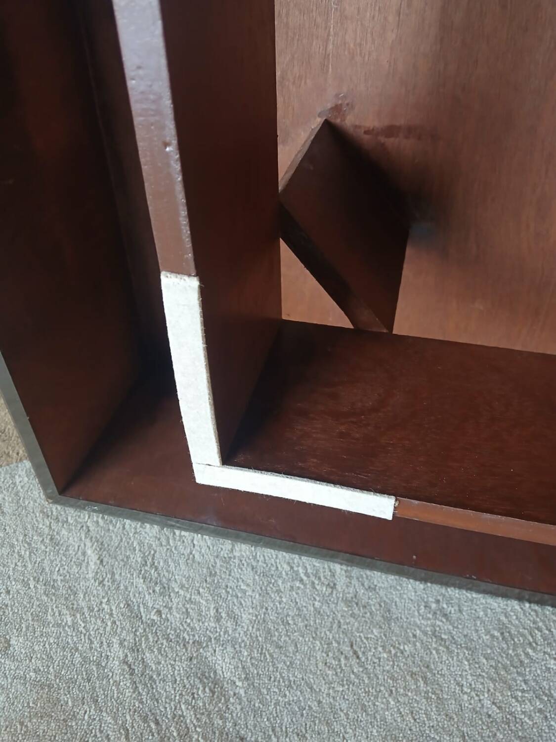 Lacquered cube coffee table – 1970s modernist design