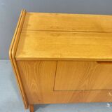 Commode vintage en bois de frêne par F.Jirák pour Tatra, 1960, Tchécoslovaquie
