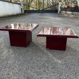 Paire de tables basses vintage en laque bordeaux signées David Lange