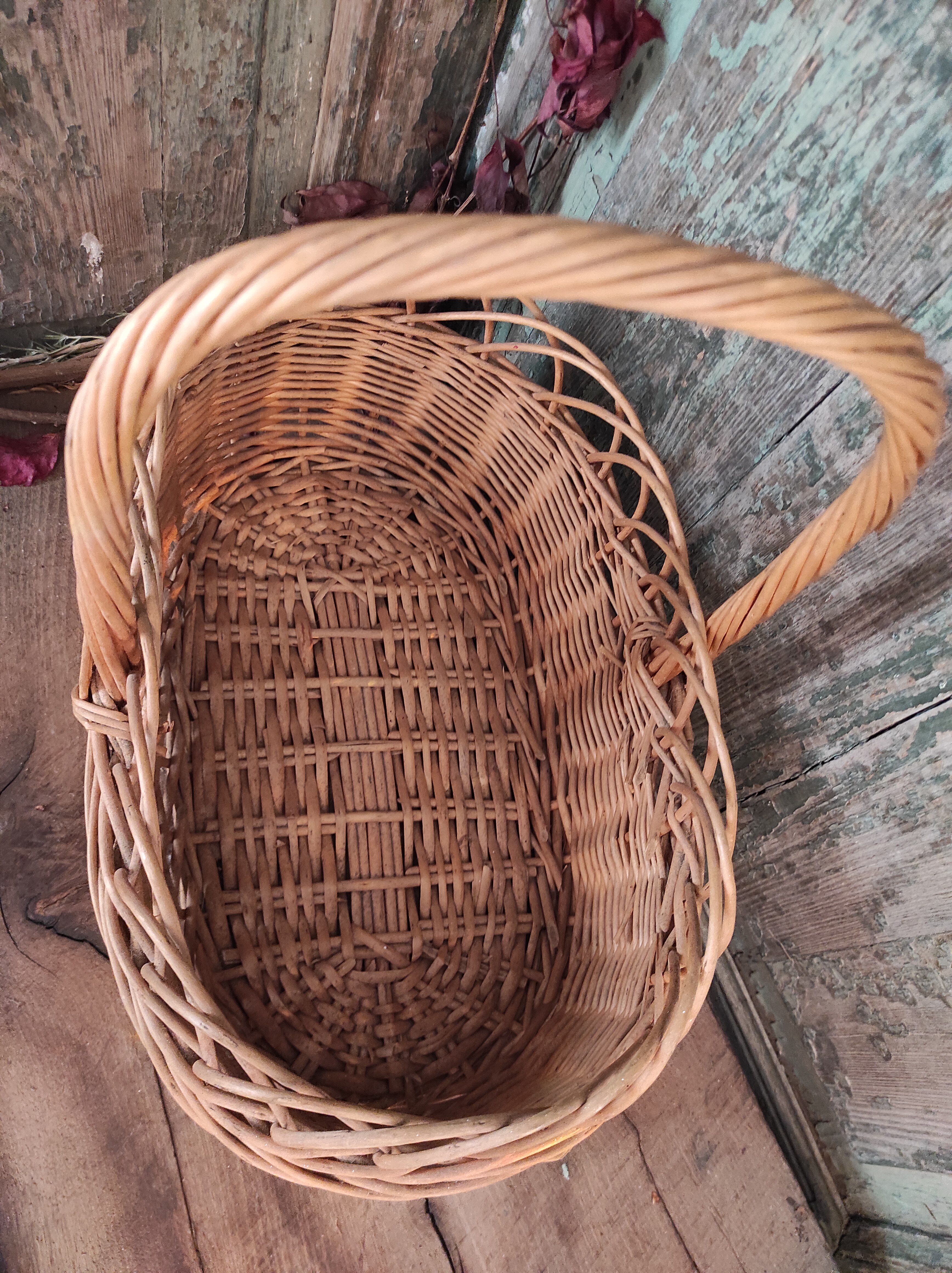 French vintage oval basket