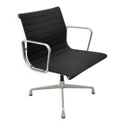 Chaise de bureau « EA 108 » de Charles & Ray Eames pour Vitra, 2001